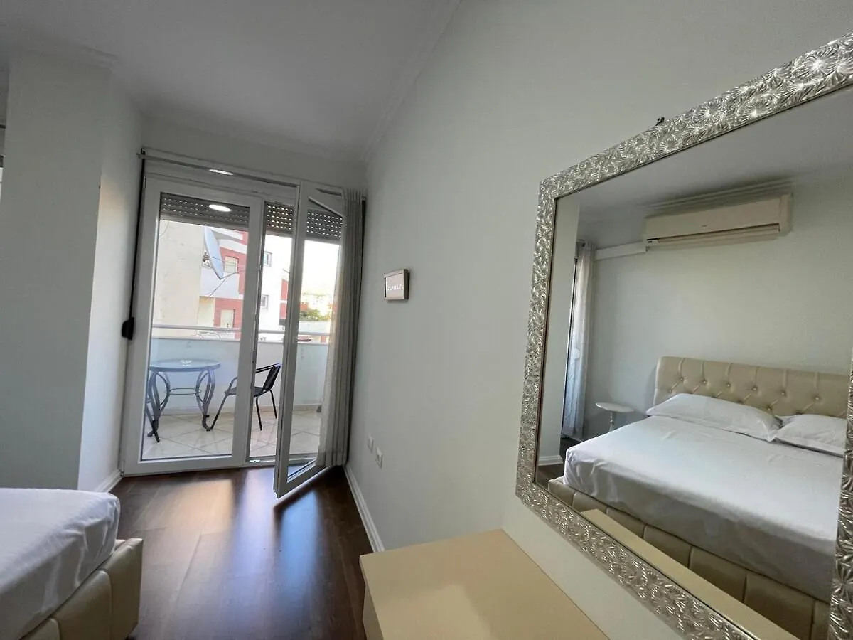 Axes Tirana Apartment 0*,
